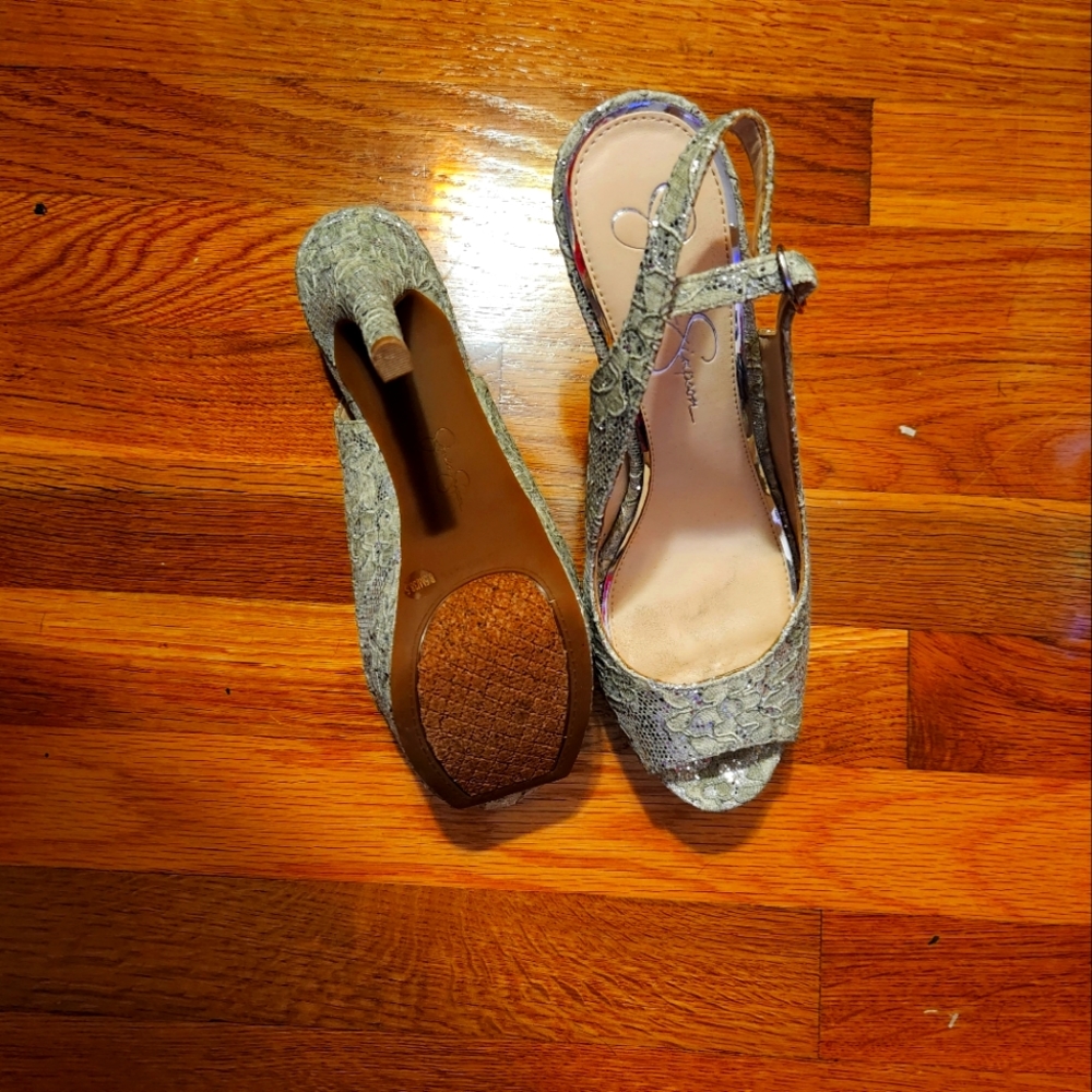 Jessica Simpson heels - Picture 4 of 6